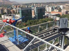 Plumas-con-winche-para-construcción-de-500kg-